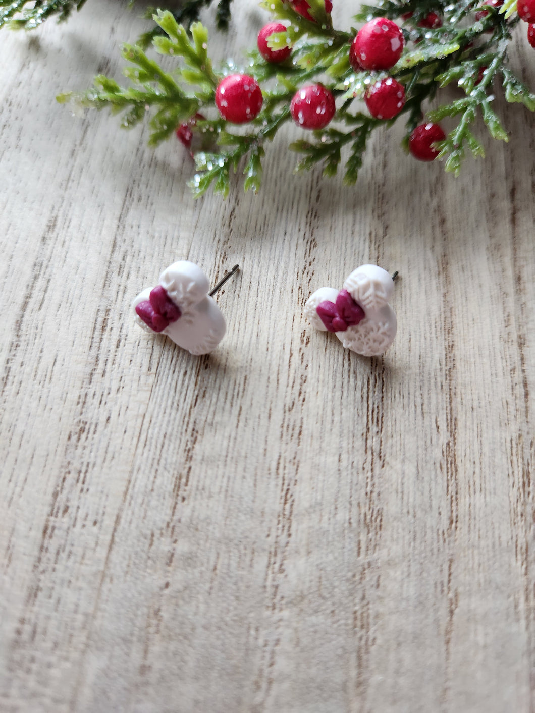 Girly Mouse Snowflake Stud Clay Earrings