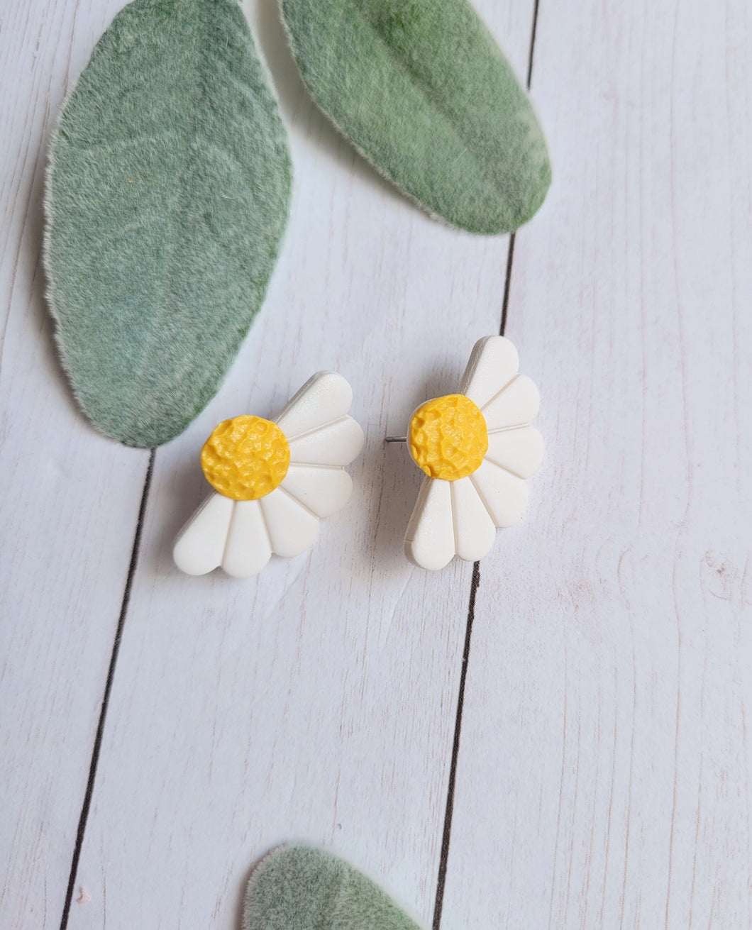 Half Daisy Stud Earrings