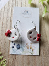 Load image into Gallery viewer, Love Kitties Dangle Clay Earrings
